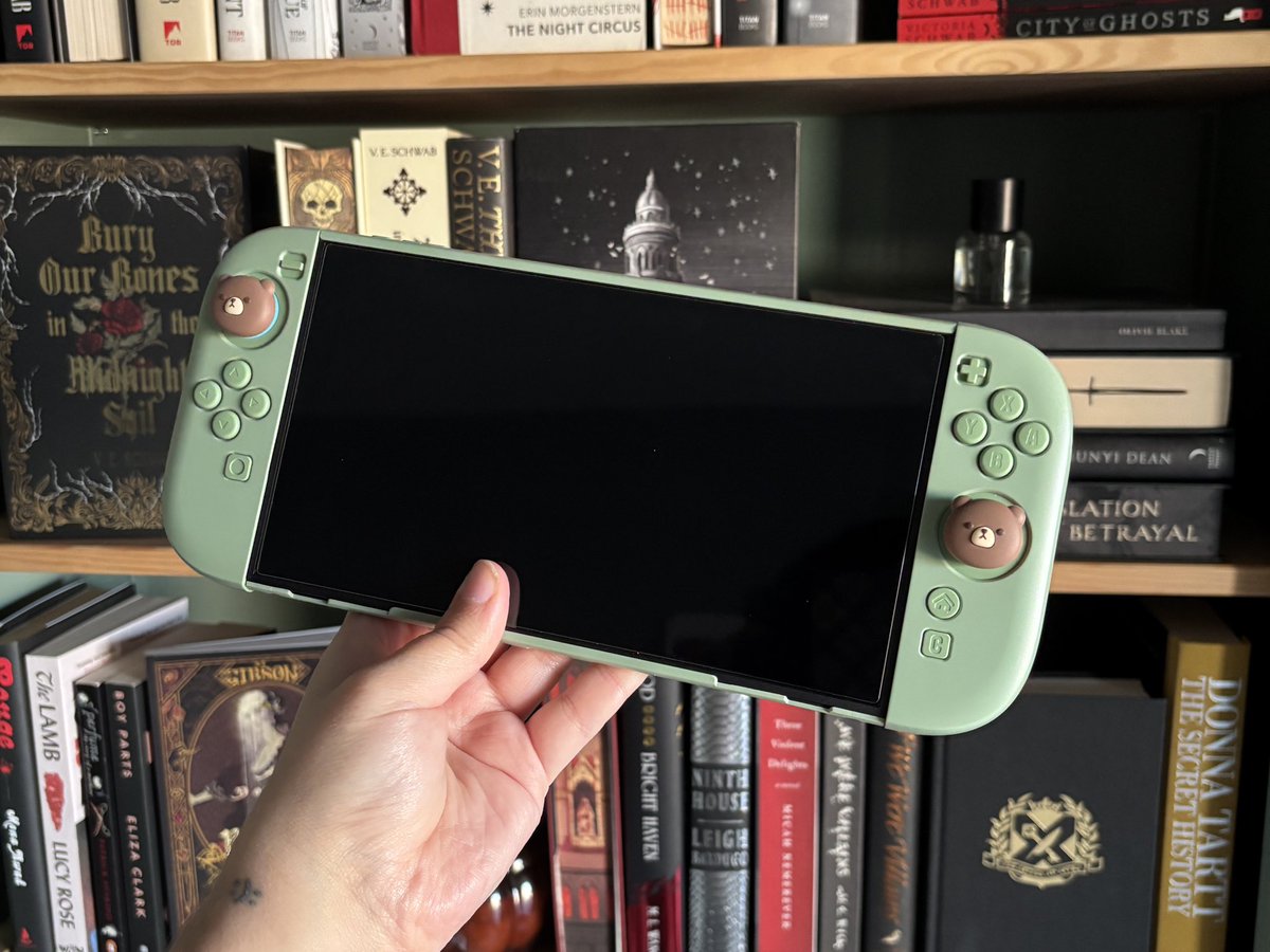 lili ˚˖𓍢ִ 𖦹 ˚ tweet media