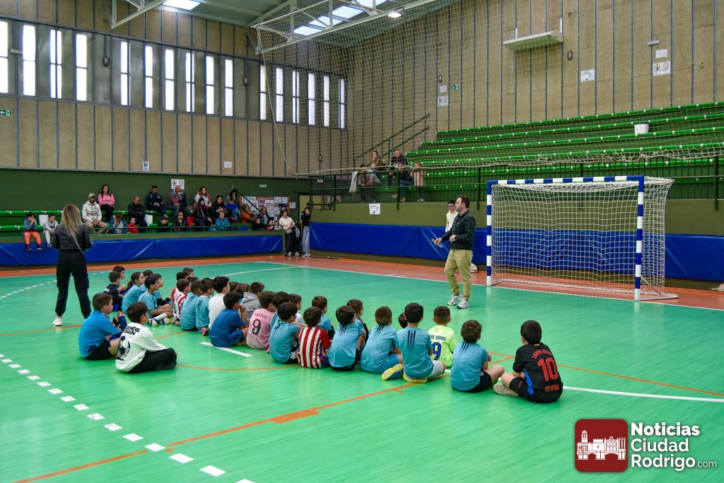 Radio Águeda tweet media