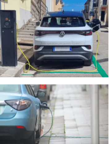 vaielettrico's tweet image. Ricarica in strada: il cavo sospeso può essere un pericolo per ciclo e #scooter (e pedoni)? È quel che sostiene un lettore, suggerendo anche un possibile rimedio. @vaielettrico risponde⬇️
vaielettrico.it/ricarica-in-st…