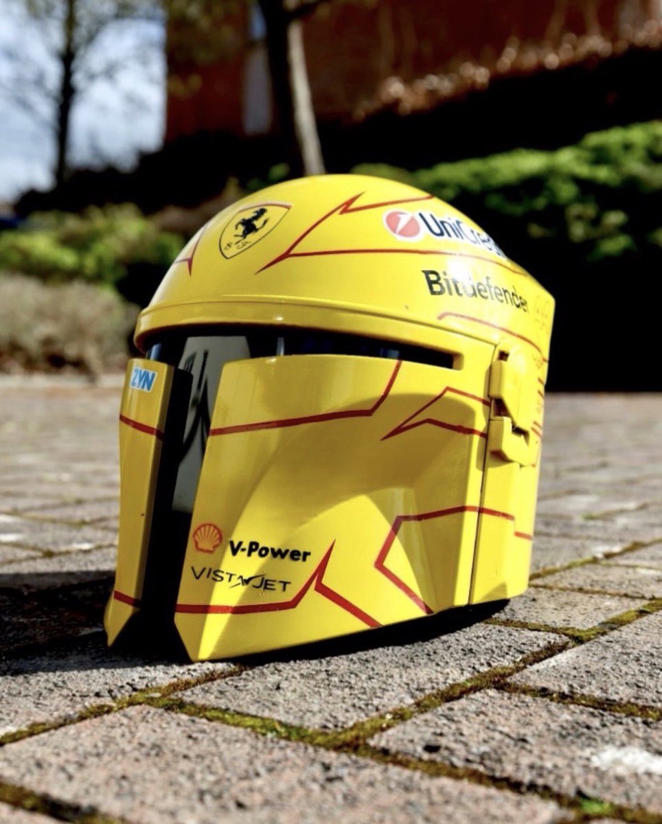 44 ゼット tweet media