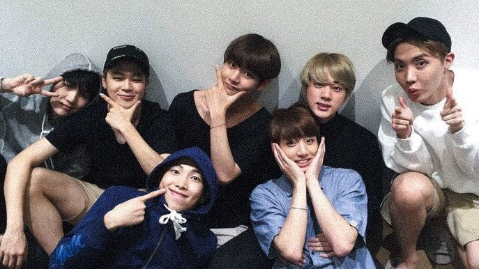 ellie 🪭 tweet media