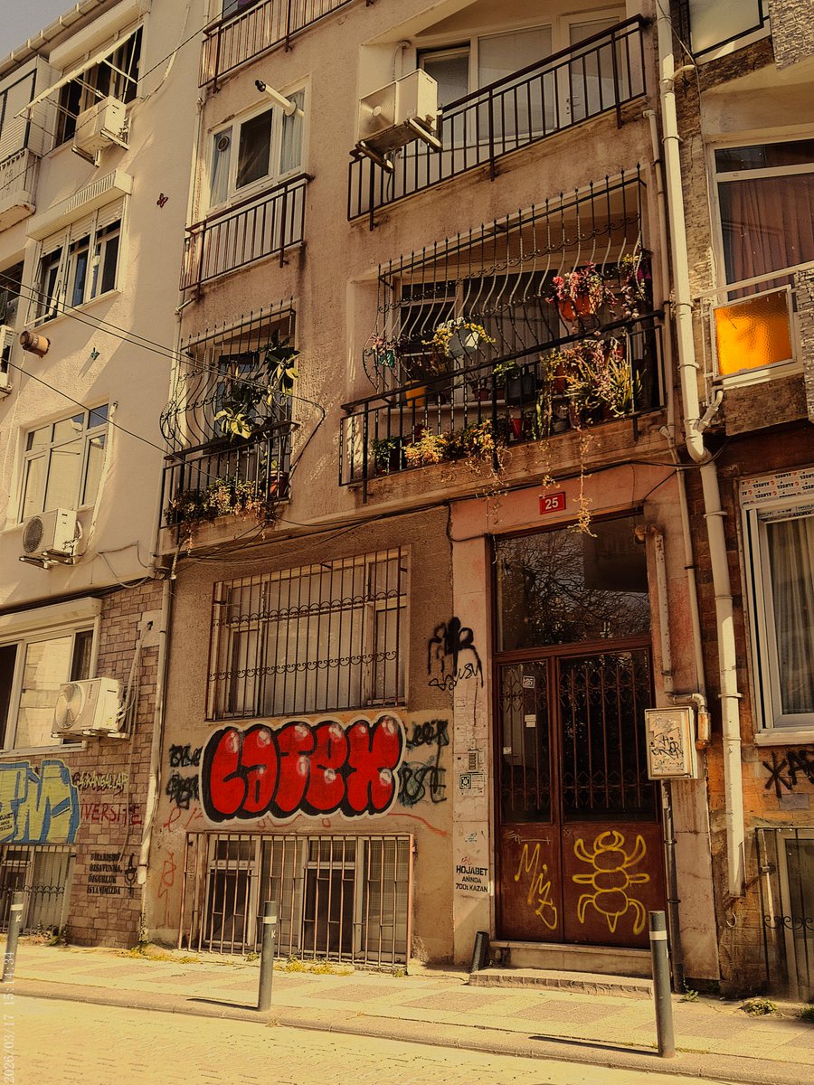 İstanbul ve her şeyi.