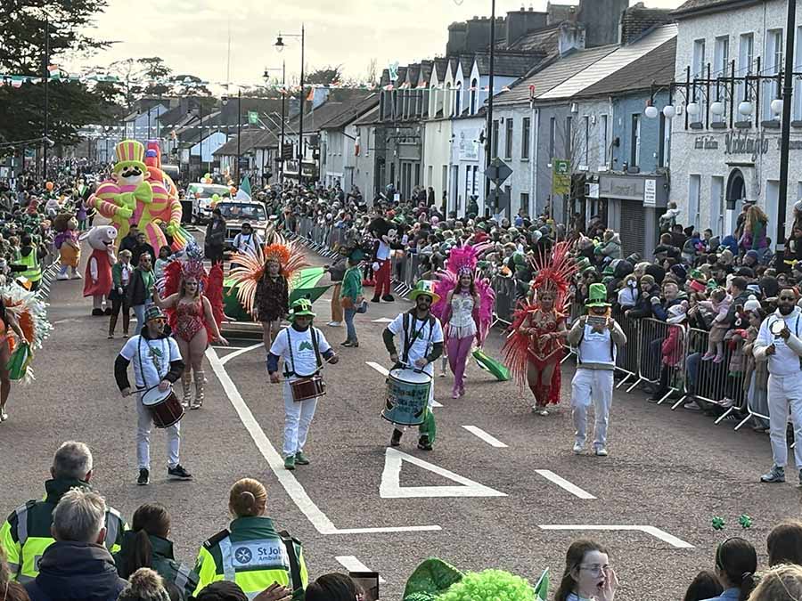 Travel Extra tweet media