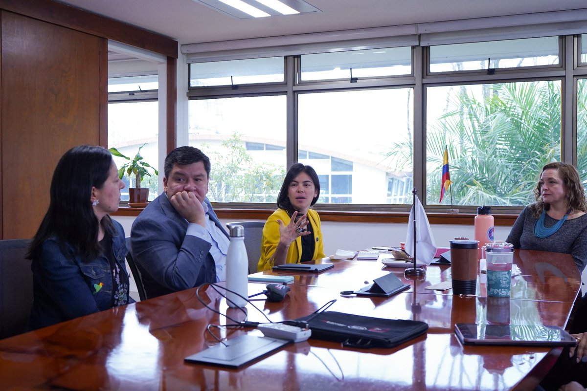 Instituto Nacional de Metrología - INM de Colombia tweet media