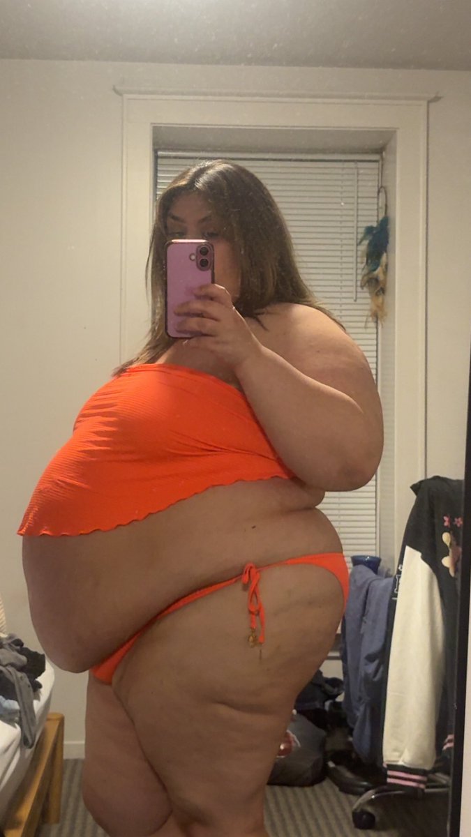 bbwlayla tweet media