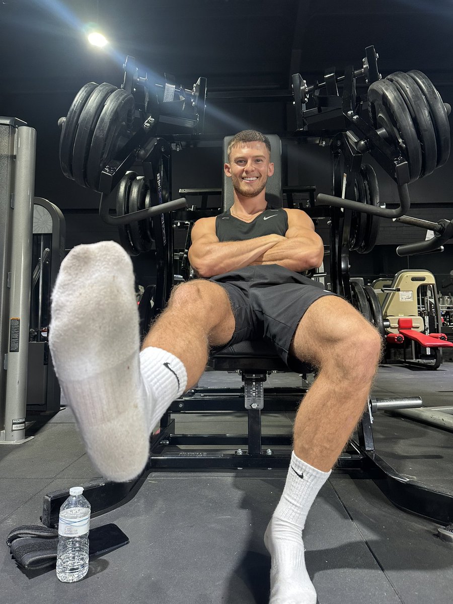 Alpha Olly tweet media