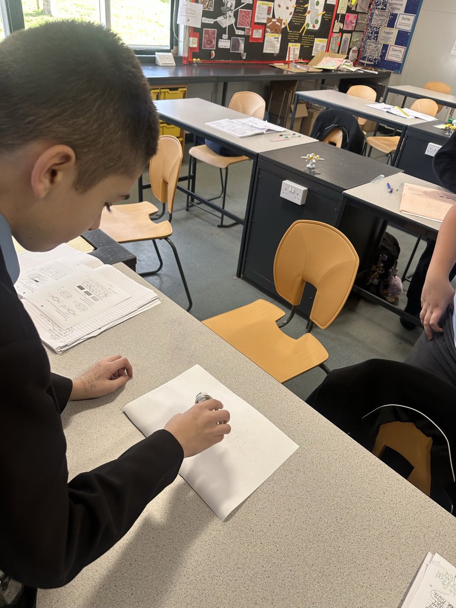 Miss Tandy tweet media