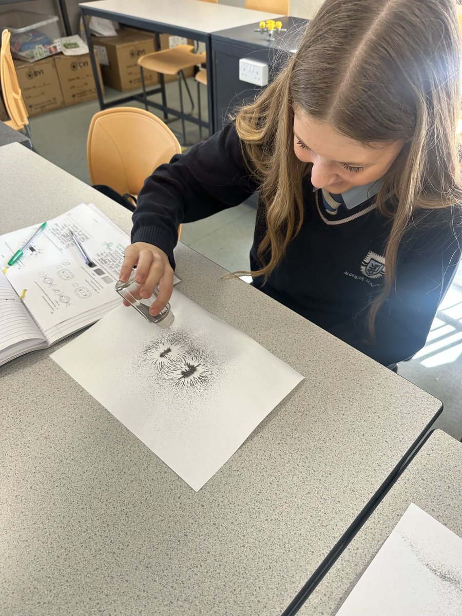 Miss Tandy tweet media