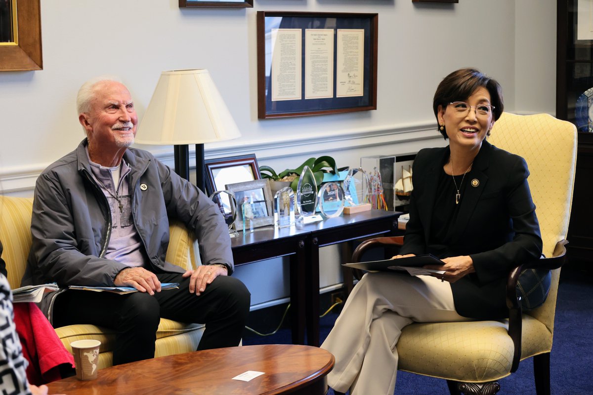 Young Kim tweet media