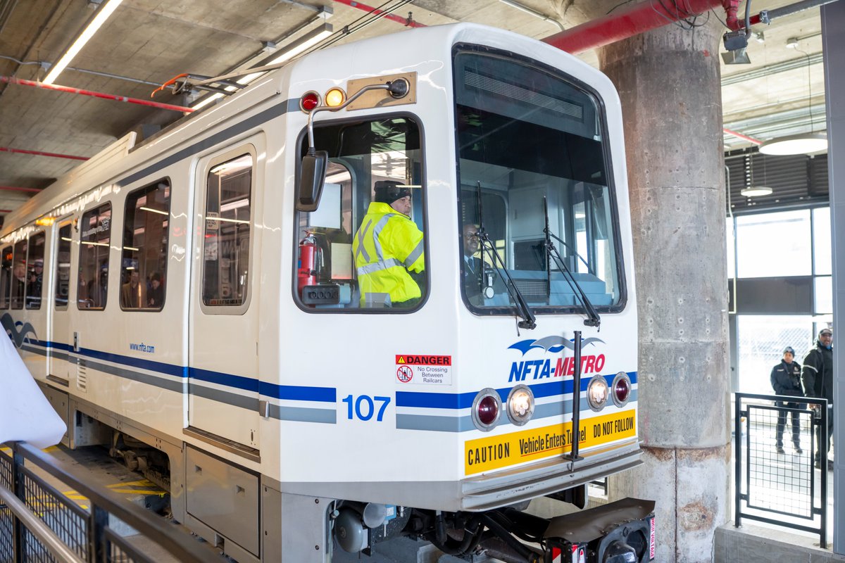 Metro Bus & Rail tweet media