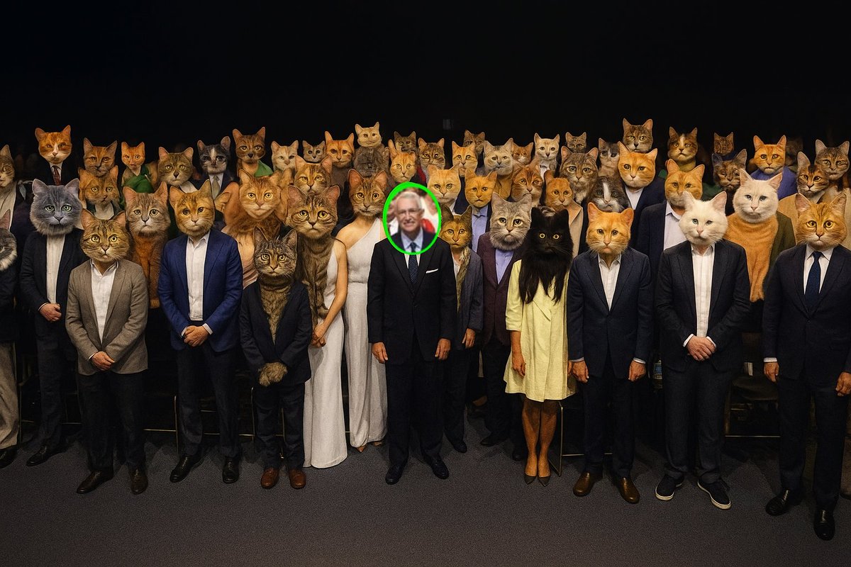 Es LASTIMOSO ver a <a href="/RicardoBSalinas/">Don Ricardo Salinas Pliego</a> 
recorrer el mismo camino de DERROTAS 
que ya caminó <a href="/ClaudioXGG/">Claudio X. González G.</a> 

Par de incapaces, incultos, rodeados de tontos, 
con nula inteligencia o destreza política, 
crean "movimientos" y membretes 
destinados al FRACASO

Oligarcas sin valor:

Ricos