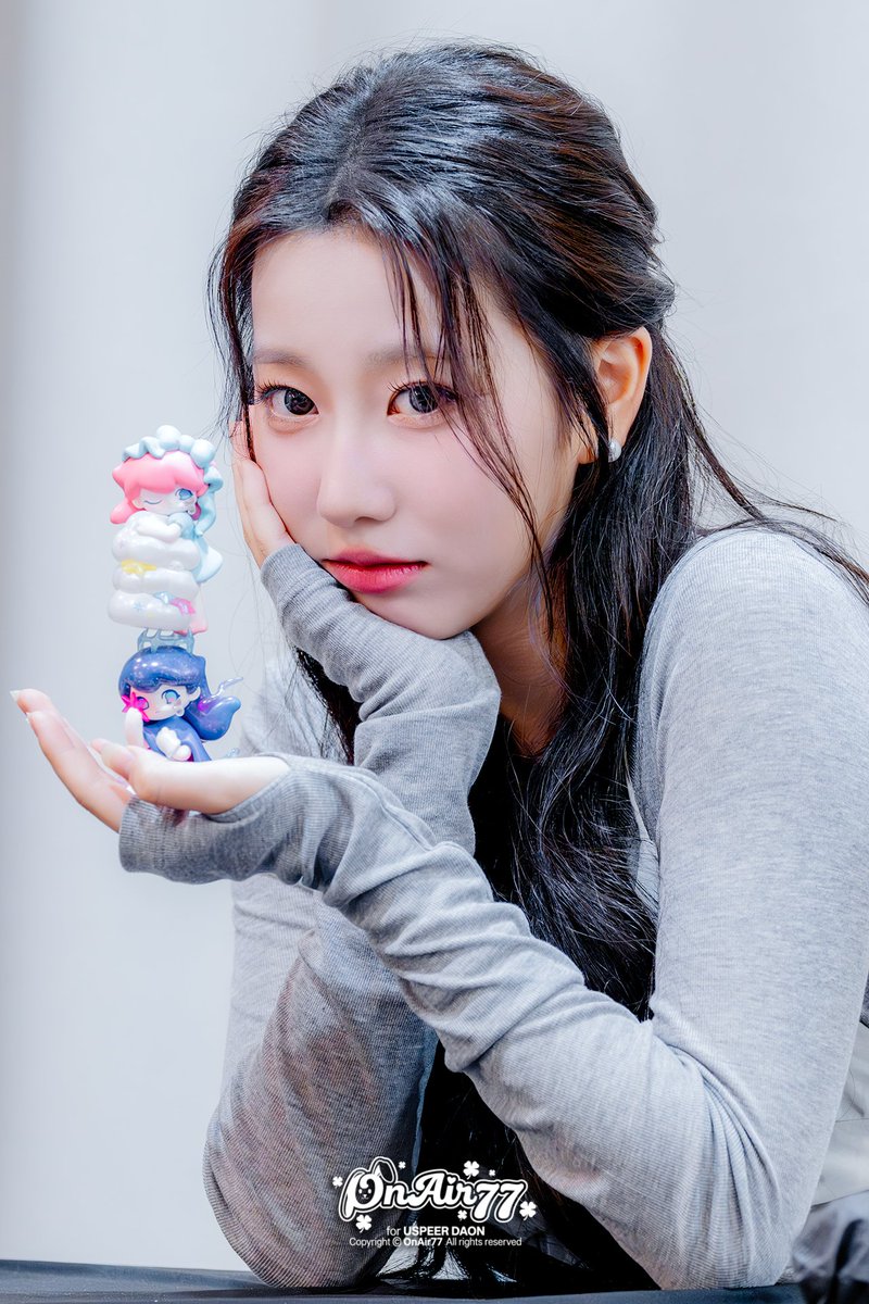 250927 에버라인 팬사인회

#다온 #DAON
#유스피어 #USPEER
<a href="/USPEER_official/">USPEER_official</a>