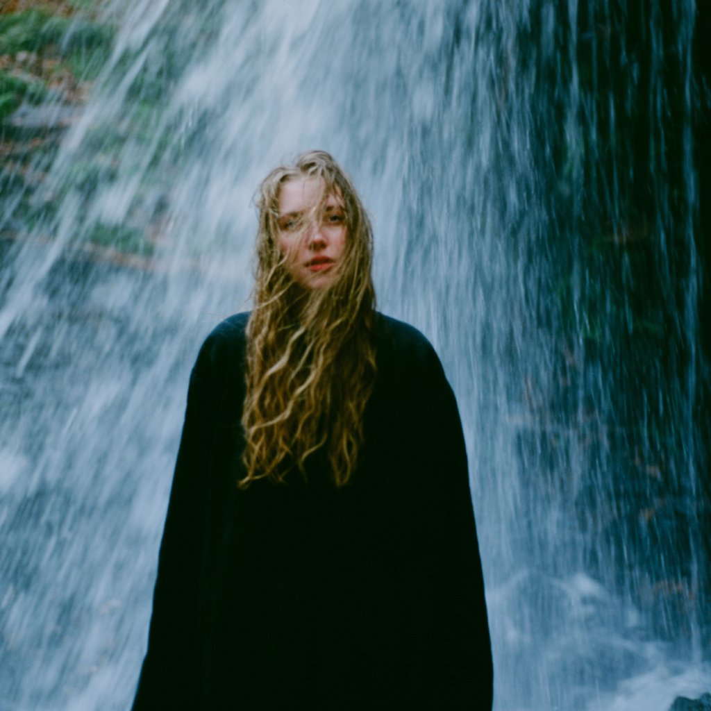 z 👋🏻 tweet media