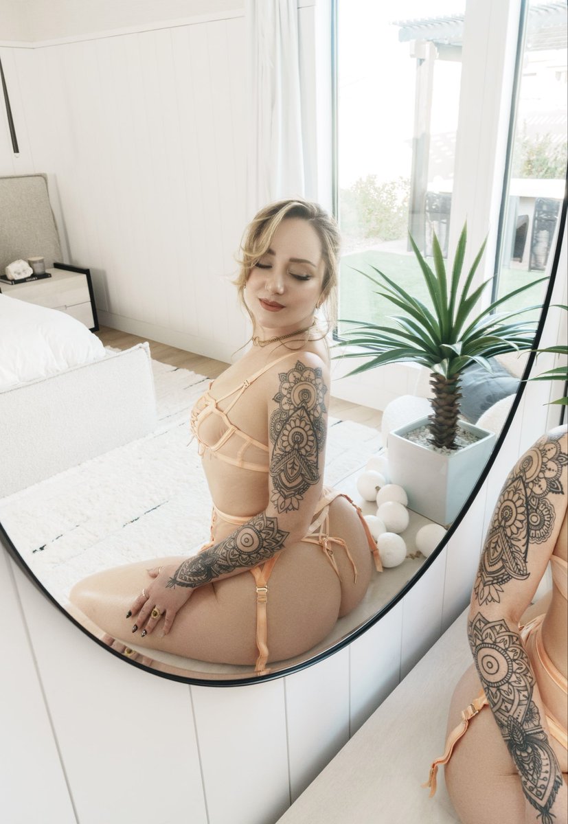 𝓇𝑒𝓂𝓎 𝓁𝒶𝒸𝓇𝑜𝒾𝓍 tweet media