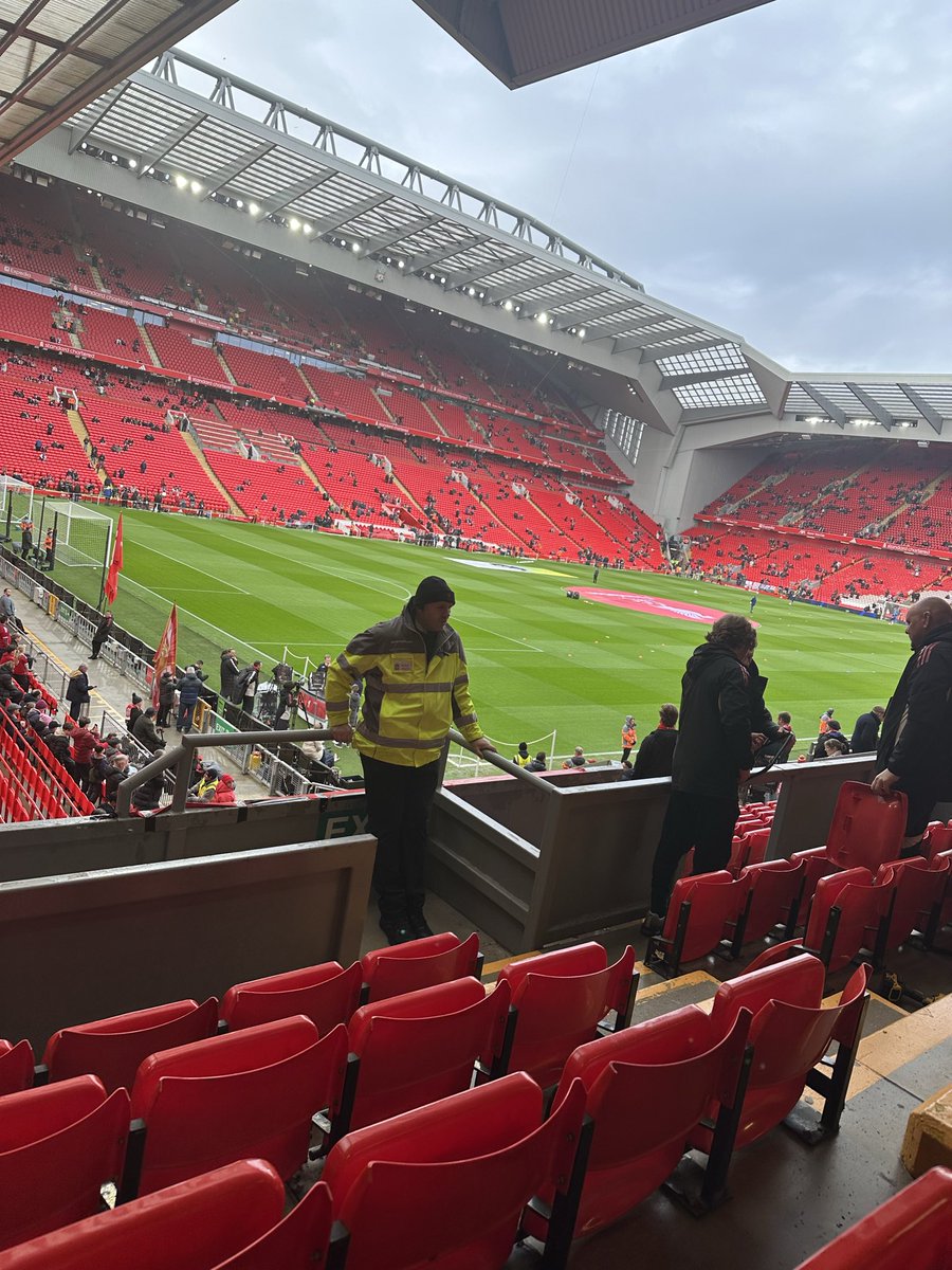 KingKenny1892 tweet media