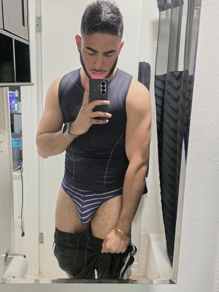 Hans Vomparkert tweet media