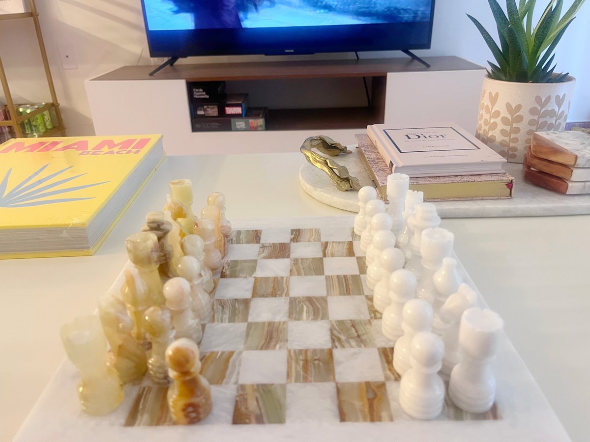 Zuria Zen 💗 tweet media