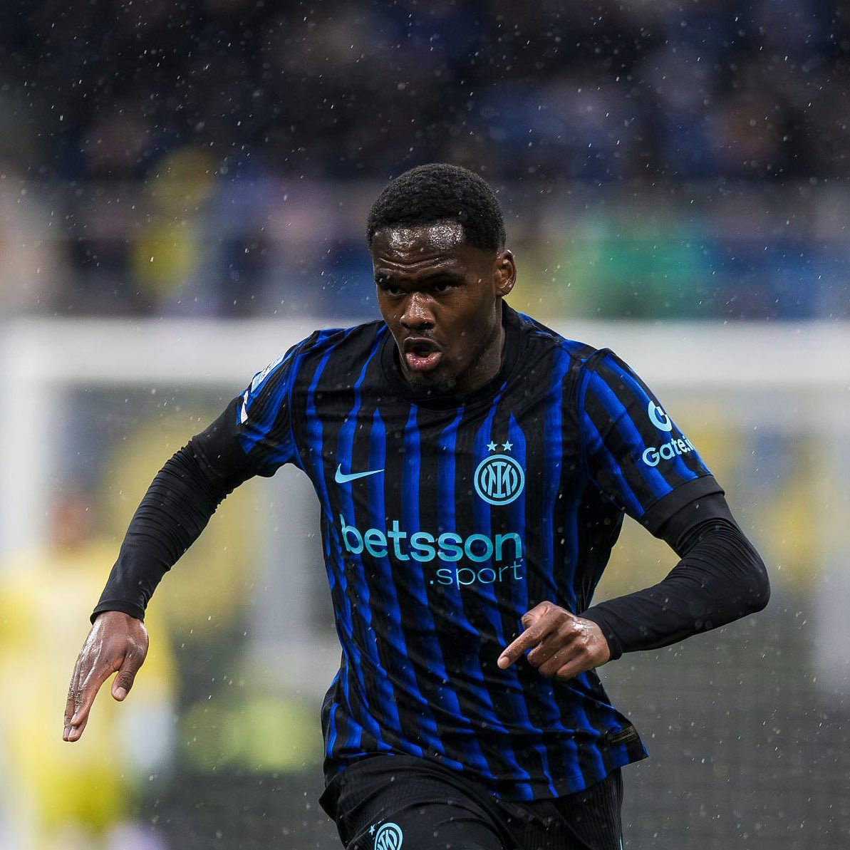 Inter Xtra tweet media