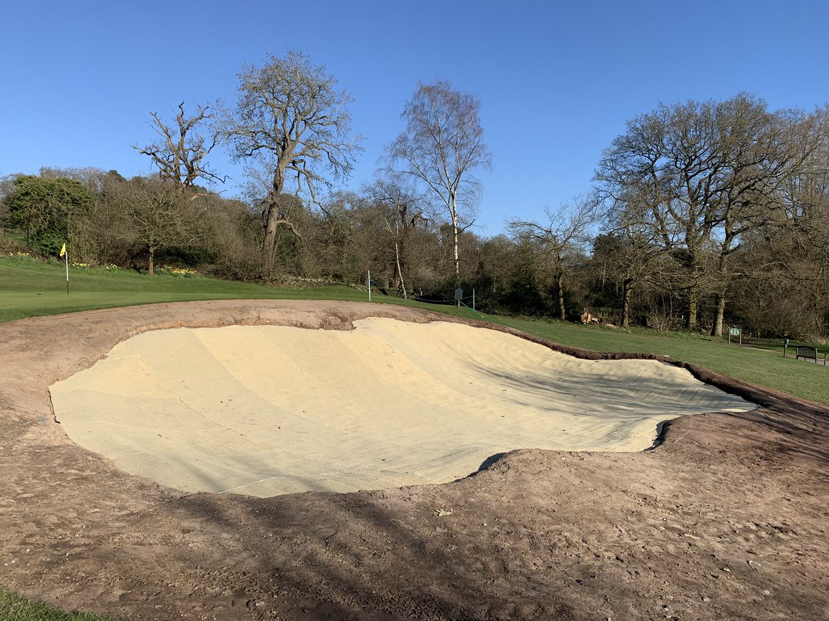 EcoBunkerLtd's tweet photo. Some beautiful new bunkers by the @360GroundCare - @EcoBunkerLtd team at @LingdaleGC - Front nine will soon be completed #builditonce #fullysealed #sustainable https://t.co/0VJYDNK0E2