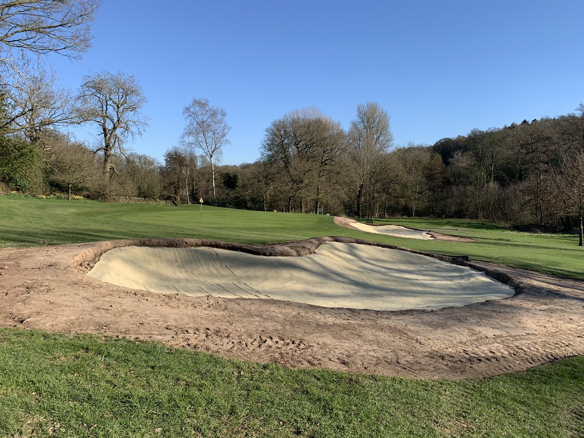 EcoBunkerLtd's tweet photo. Some beautiful new bunkers by the @360GroundCare - @EcoBunkerLtd team at @LingdaleGC - Front nine will soon be completed #builditonce #fullysealed #sustainable https://t.co/0VJYDNK0E2