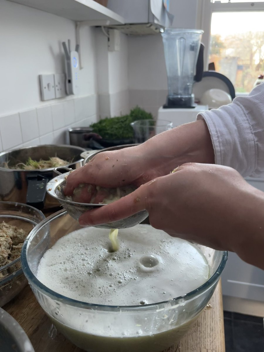 Iskandar Ding tweet media