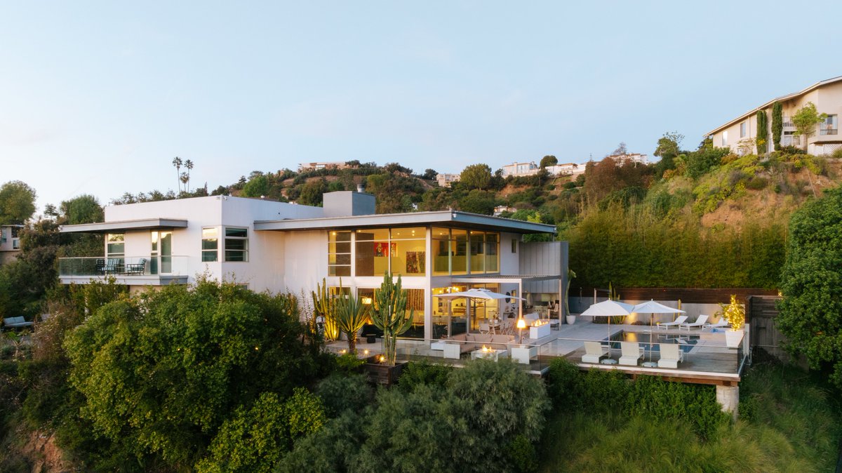 Douglas Elliman California tweet media