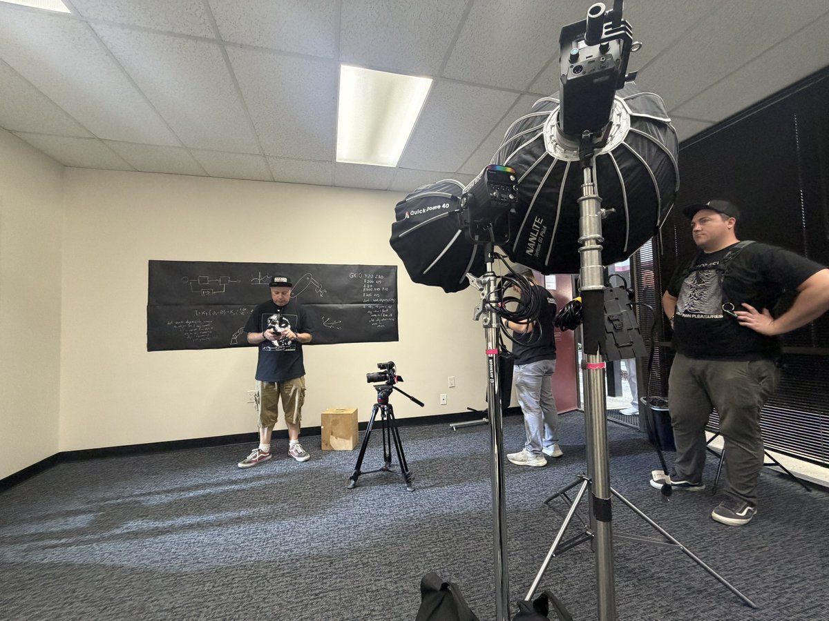 Eren Chen tweet media