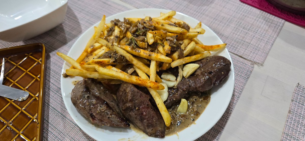 Ze Banded tweet media