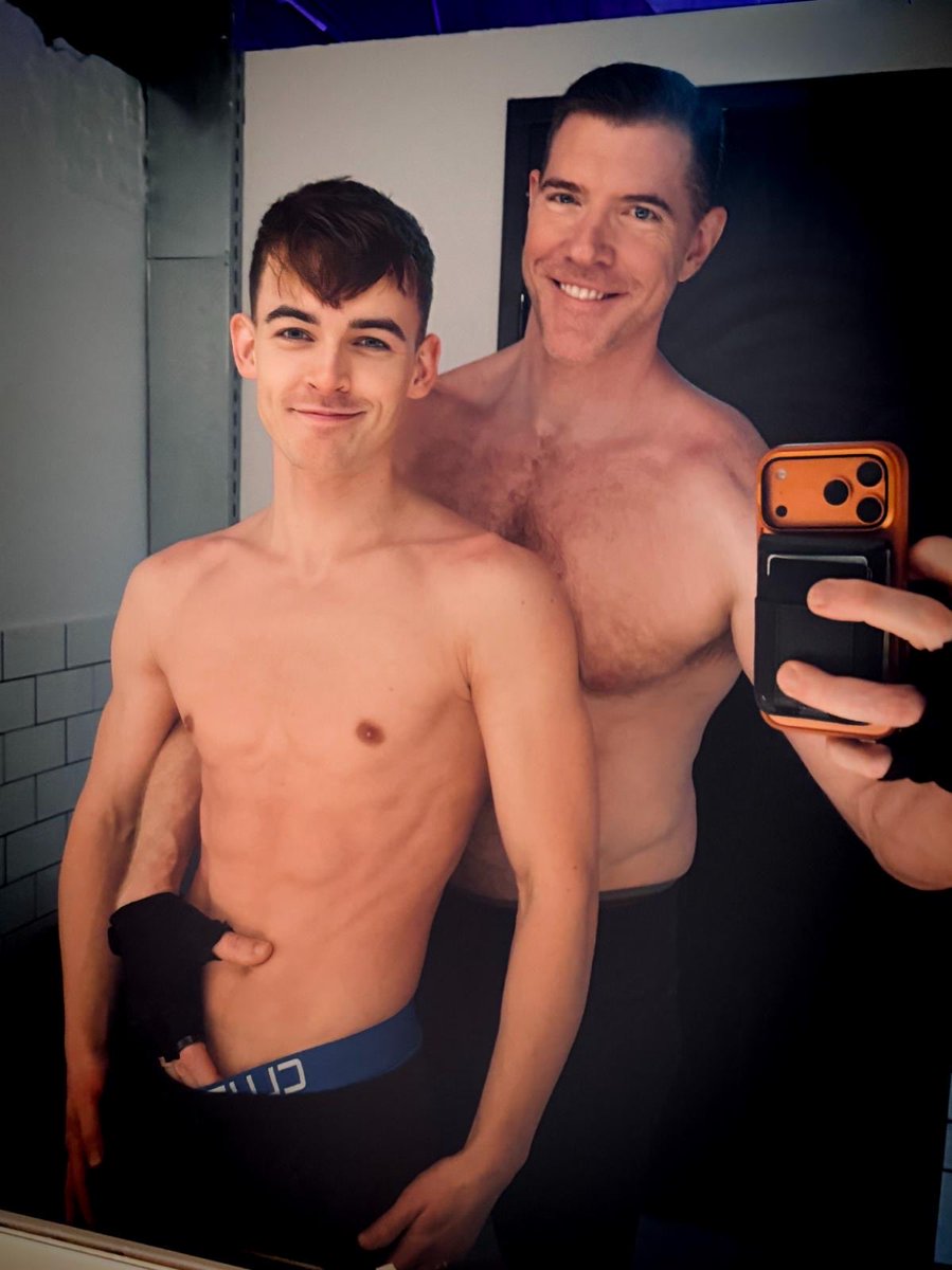 ๐๐๐ง๐ง๐ข๐ค๐ข๐ง ๐๐๐ฒ tweet media