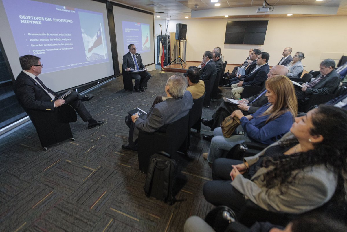 Ministerio de Economía, Fomento y Turismo tweet media