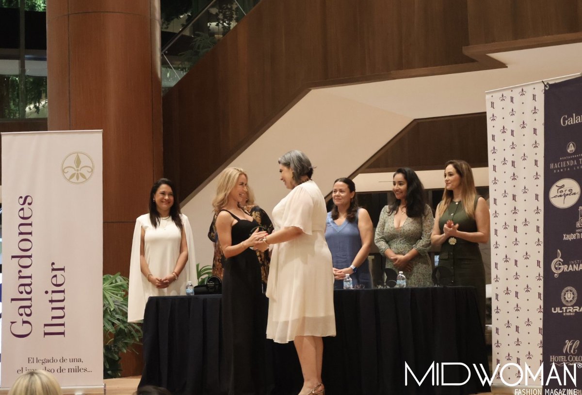 MidWoman tweet media