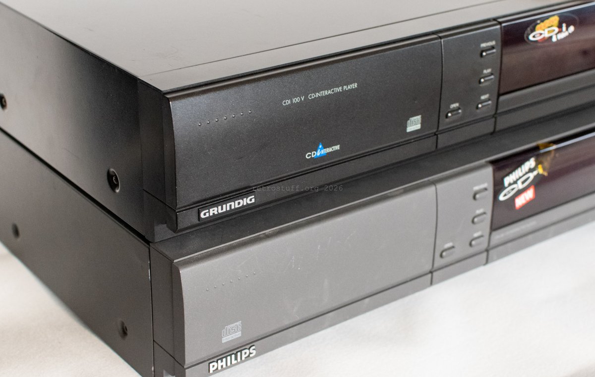 Grundig CD-i family photo:
Grundig CDI 100V and 110E, along with their cousins, Philips CDI 220/80 and 470/20