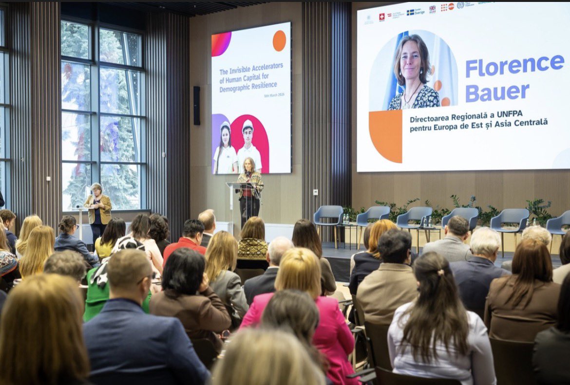 unfpaeecaro's tweet image. “We must stop seeing #ReproHealth &amp;amp; #FamilySupport purely as
welfare costs. They are also investments in #HumanCapital, helping
people &amp;amp; societies thrive even when demographics change.”

-@UNFPA’s @BauerFlorence today on margins of @coe Social Rights Conference in Chisinau