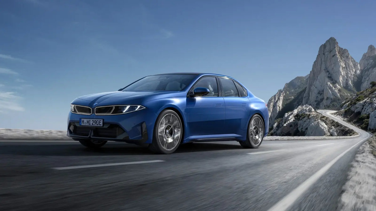 GermanCarForum's tweet photo. The All-new Neue Klasse BMW i3 Sedan
https://t.co/VmHAqSUzch
#bmw #i3 #bmwi3 #bmwi350 #NA0 #bev #ev #luxury #electric
The BMW 3 Series is the essence of the BMW brand. For five decades, this icon has stood for sporty driving pleasure unmistakably attractive design and consistent https://t.co/h2fZusUTAZ