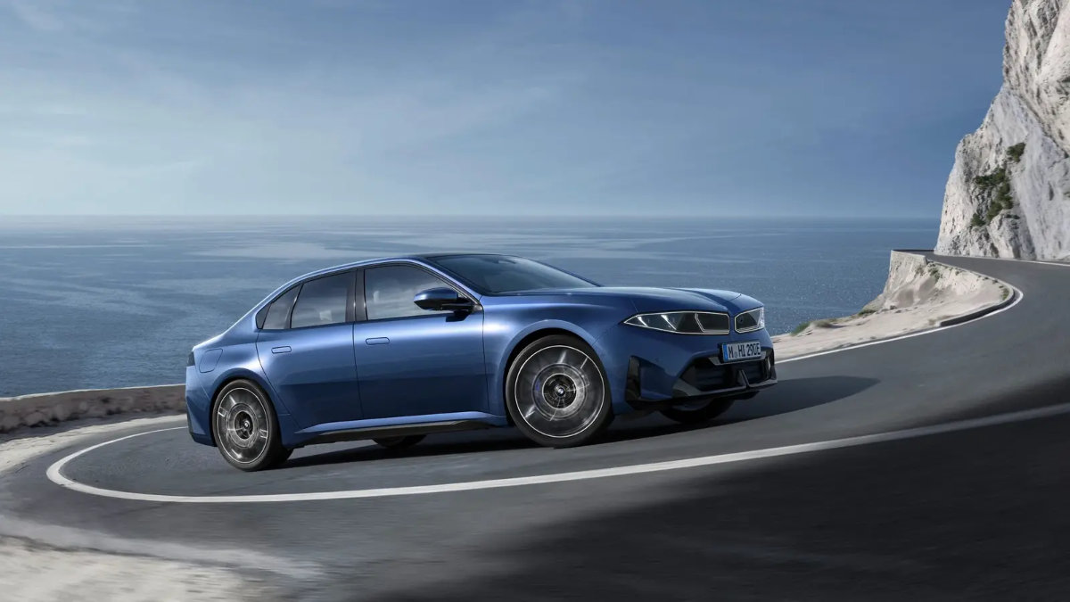 GermanCarForum's tweet photo. The All-new Neue Klasse BMW i3 Sedan
https://t.co/VmHAqSUzch
#bmw #i3 #bmwi3 #bmwi350 #NA0 #bev #ev #luxury #electric
The BMW 3 Series is the essence of the BMW brand. For five decades, this icon has stood for sporty driving pleasure unmistakably attractive design and consistent https://t.co/h2fZusUTAZ