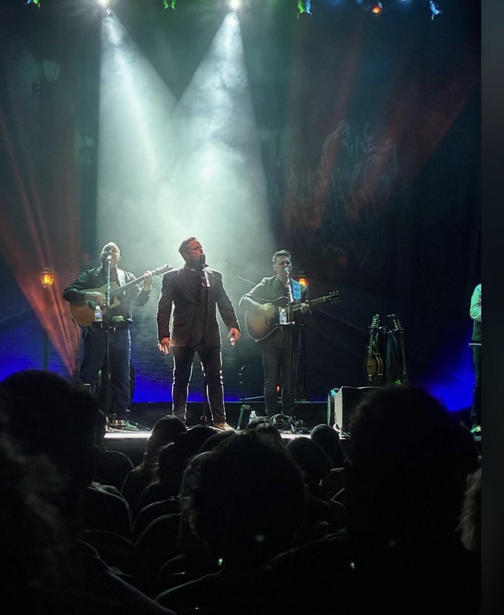 The High Kings tweet media