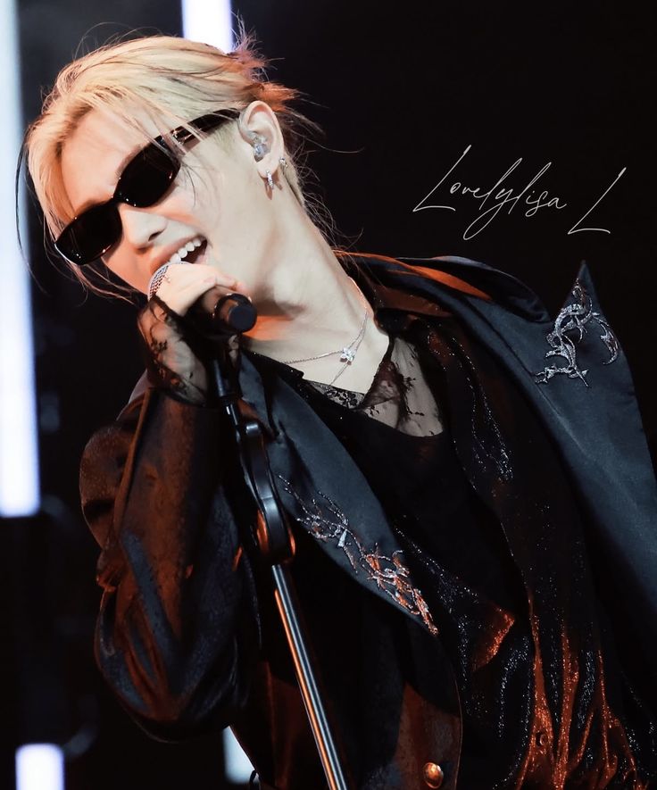 FELIX STREAM STATION 🩷 tweet media