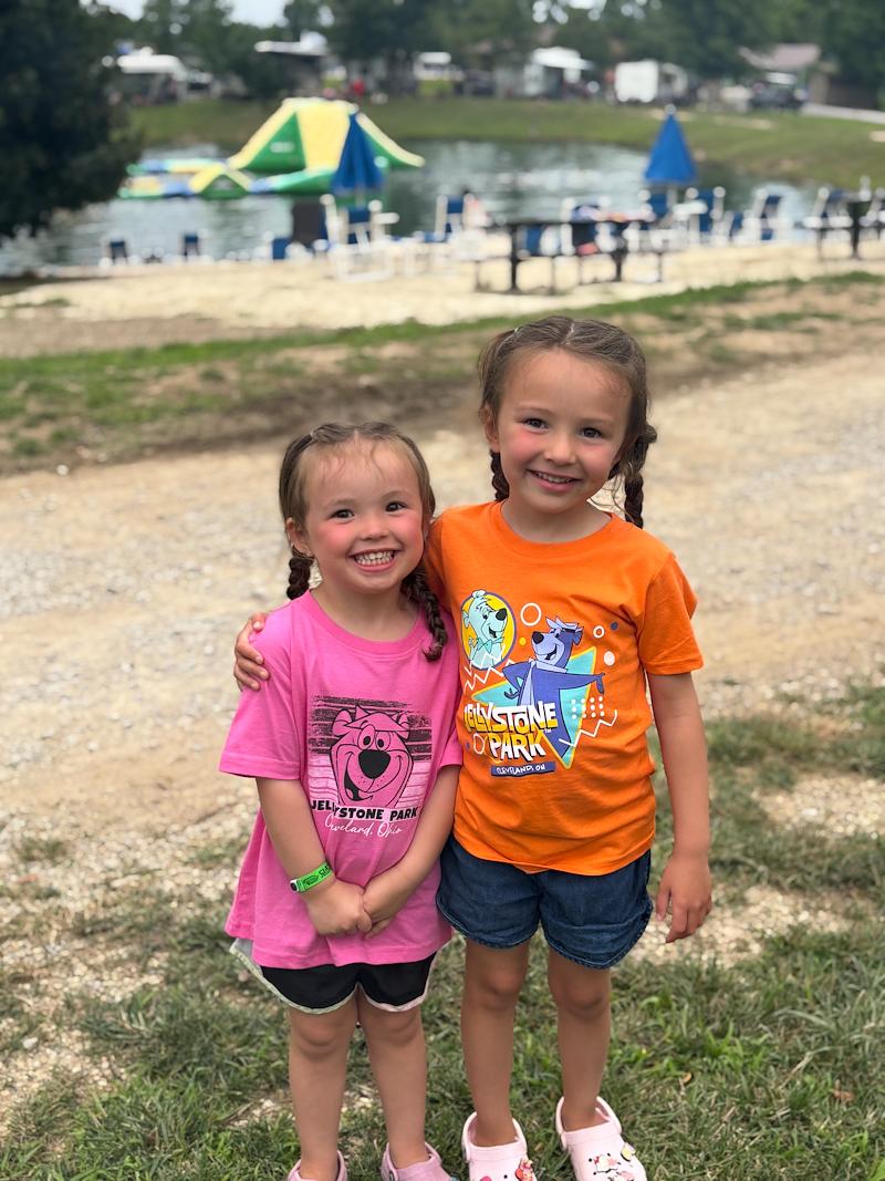 Madsballou's tweet photo. My friend, Madison, is a finalist in Cleveland/Sandusky Jellystone Park™’s Story Contest. Help me rally votes: https://t.co/SNOw3SHRBs https://t.co/bpKNXGtx9S