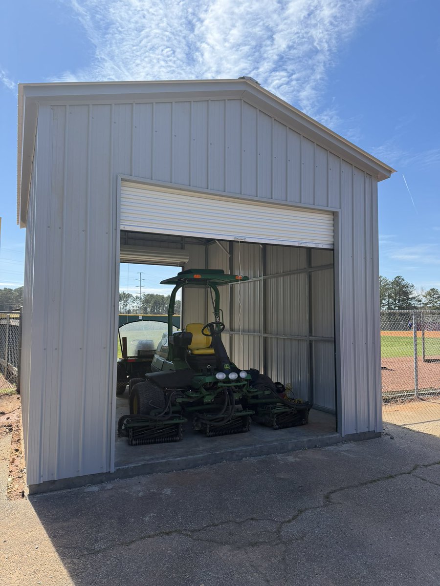 Coach Bailey tweet media