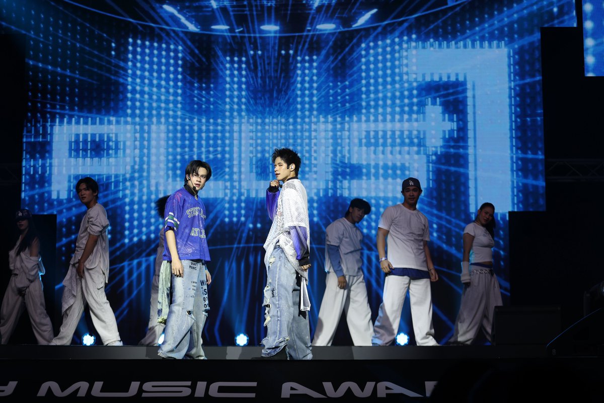 THE INSIDE tweet media