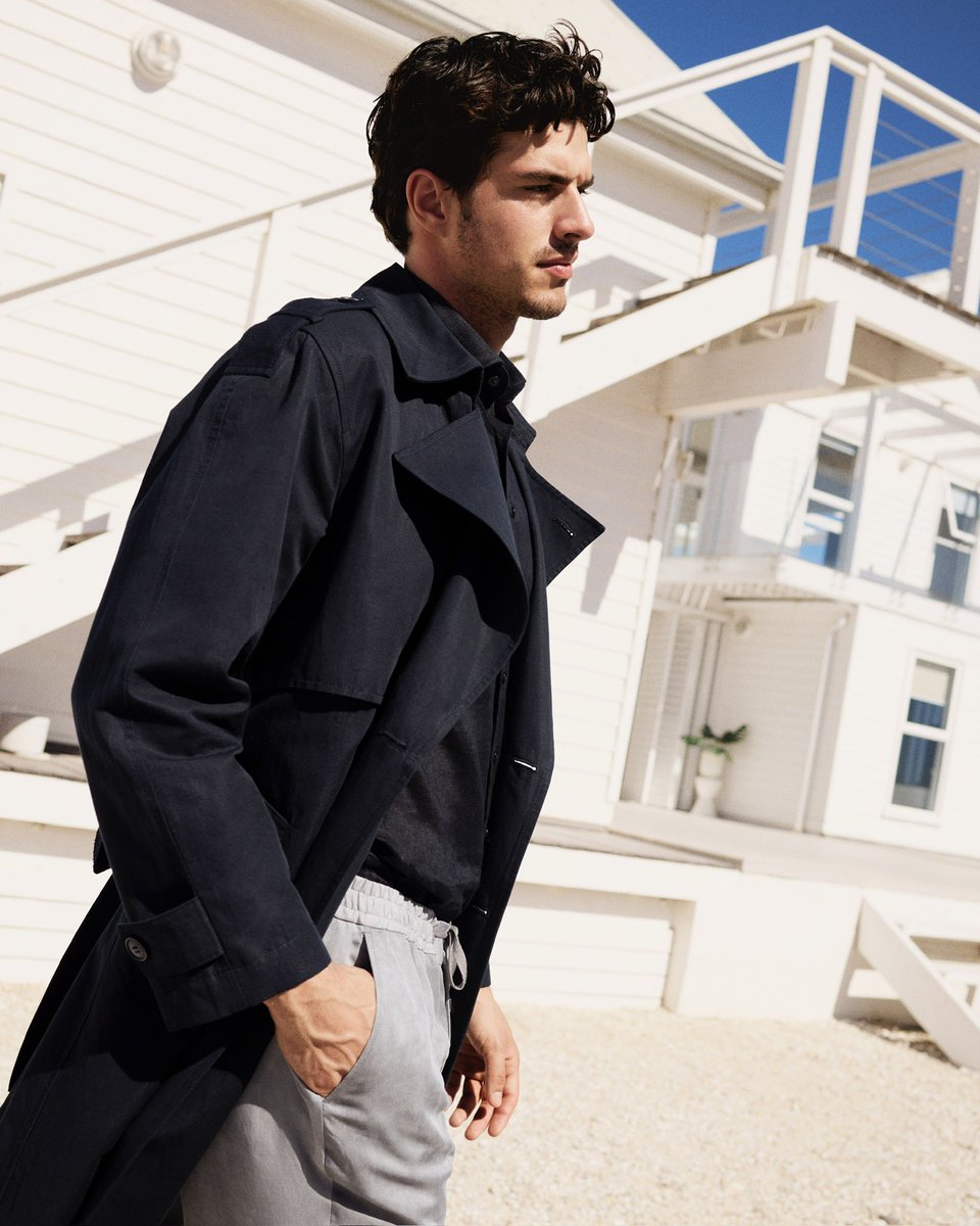 NetWorkGlobal_'s tweet image. Bayram şıklığını NetWork Etkisi ile yükselten kilit parça: Keten karışımlı trençkot #NetWorkEtkisi #SpringSummer2026