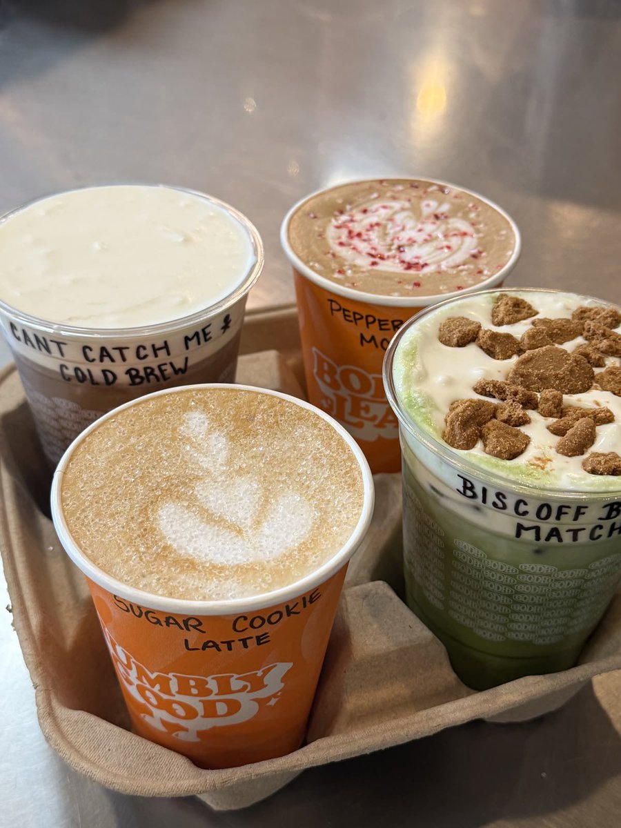 🎀🦢🕯. tweet media