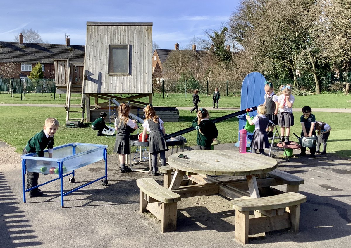 Mrs Jones tweet media