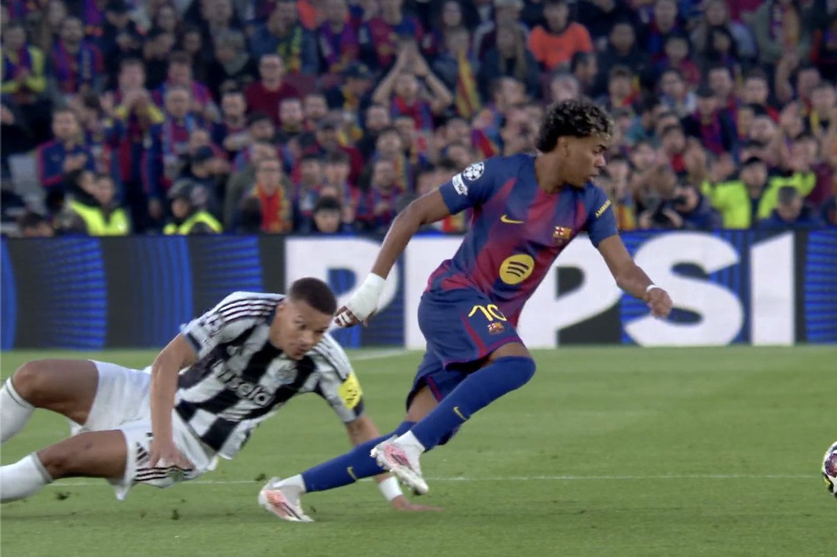 The Touchline | 𝐓 tweet media