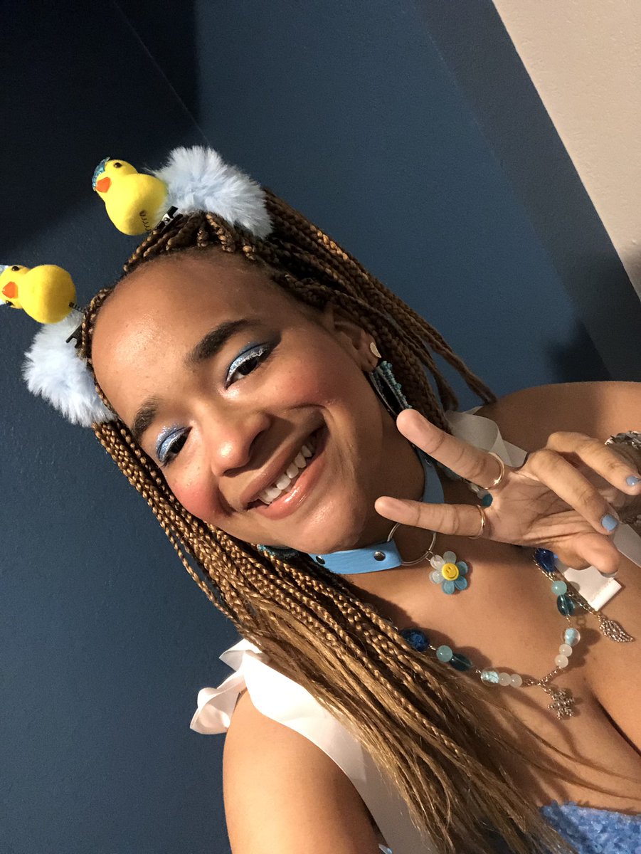 ᴺBri | daughter of Aphrodite💖🕊️ tweet media