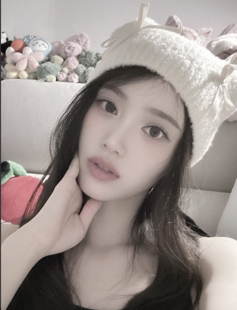 ৻ꪆ hiatus tweet media