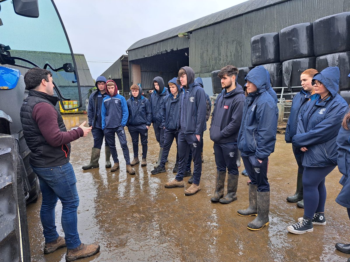 Enfield Community College tweet media