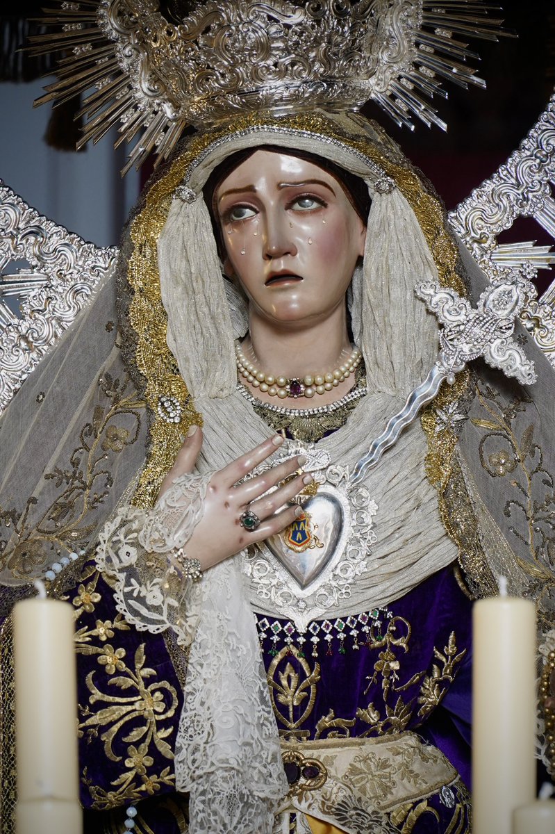 HdaddelSilencio's tweet photo. Le pedimos a la Santísima Virgen que nos proteja como reina del Amor, y que infunda su bendito nombre ante los diferentes conflictos que afectan al mundo.

¡Viva Jesús en nuestros corazones! Por siempre. https://t.co/fueIMQwwkD
