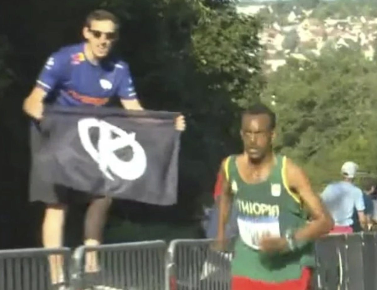 Glitch Wraith tweet media