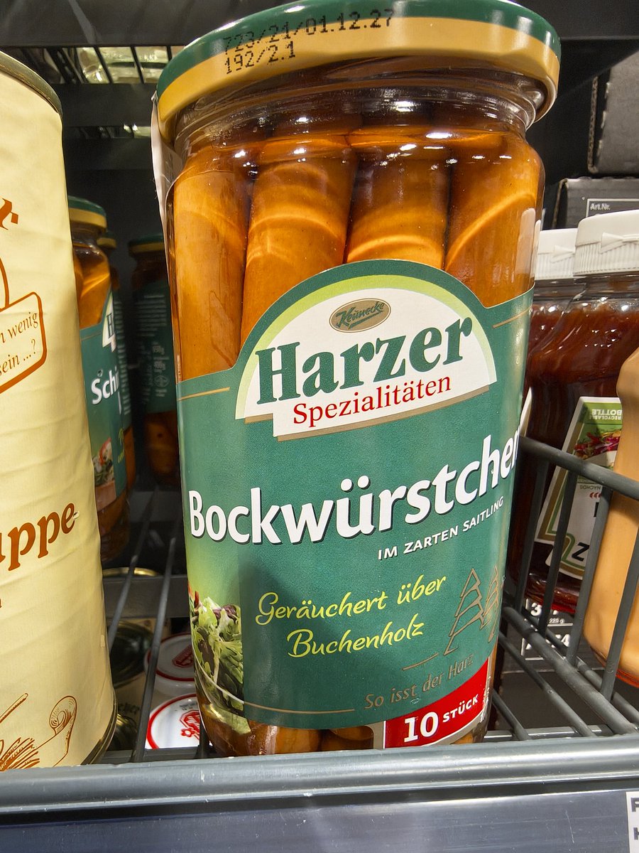 OloCzarny's tweet image. Przywiozłem żonie z Reichu. 

#wurst